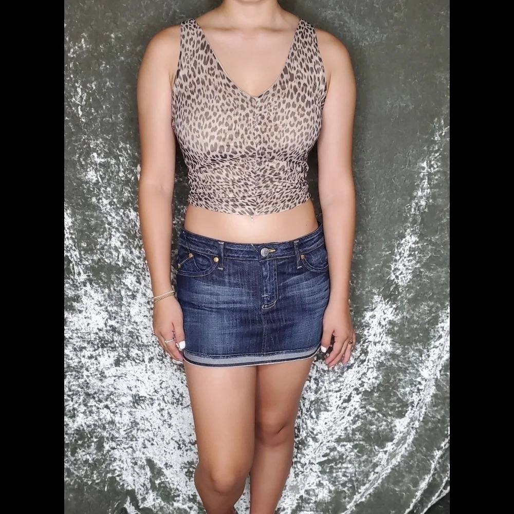 Love, Fire Leopard Croptop‎
